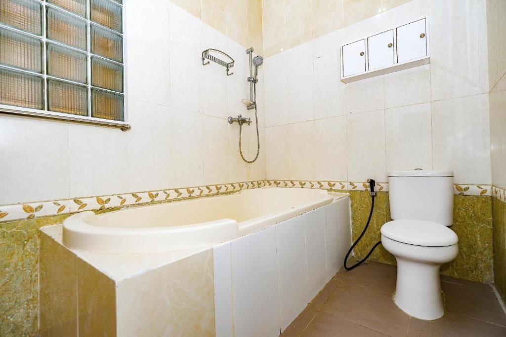 Guest House Gethsemane Salatiga Luaran gambar